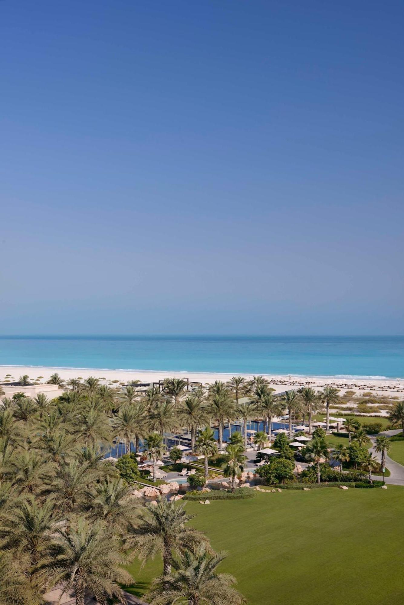 Park Hyatt Abu Dhabi Hotel And Villas Exterior foto